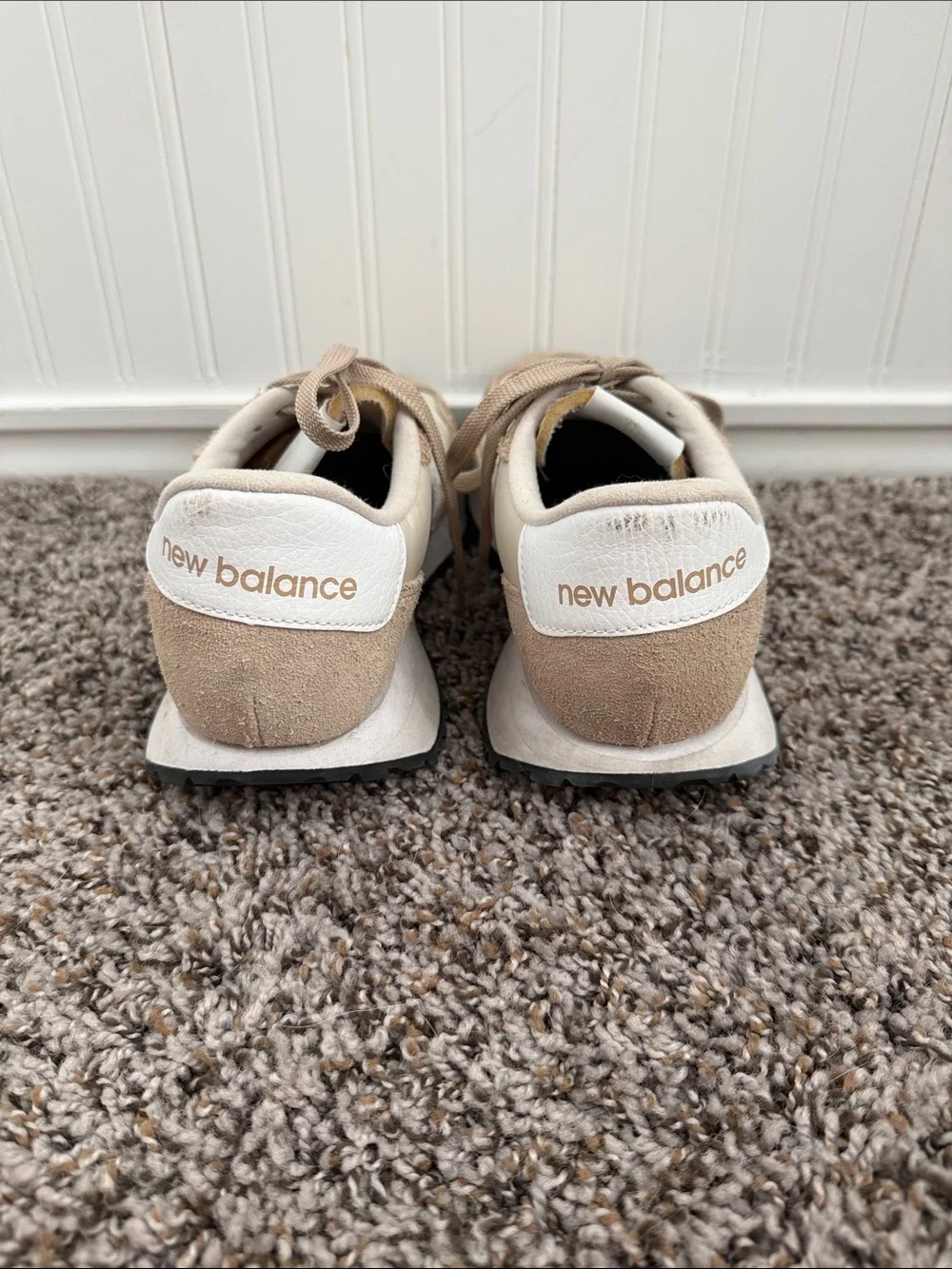 New Balance 237 Women's Beige and White Sneakers